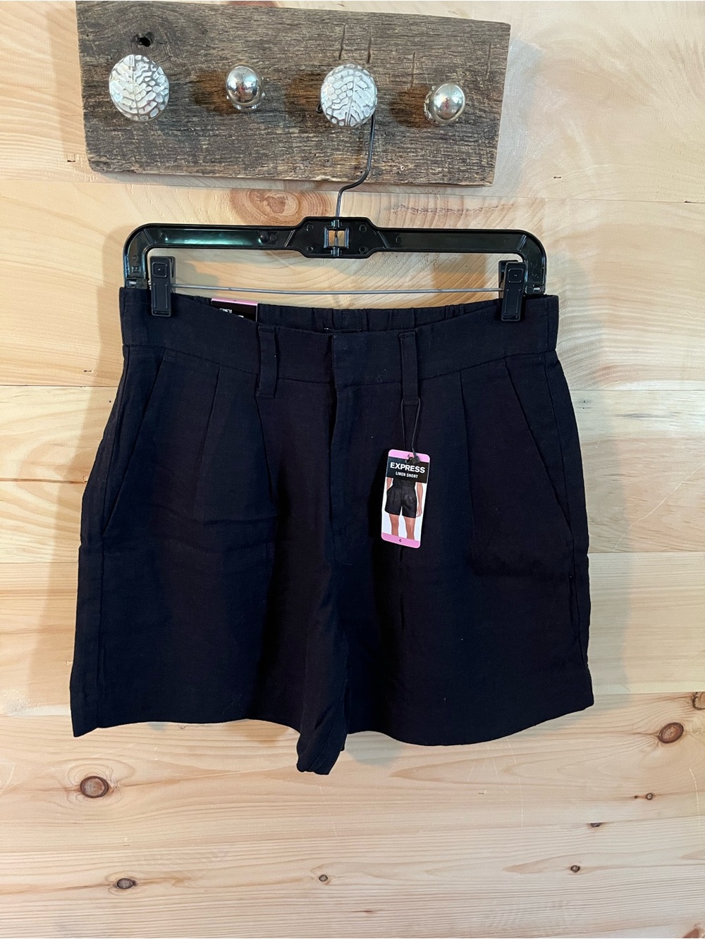 Express Black Tailored Linen Women’s Shorts Size 6 NWT